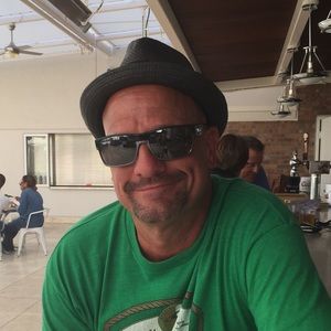 Meet your Posher, Mark